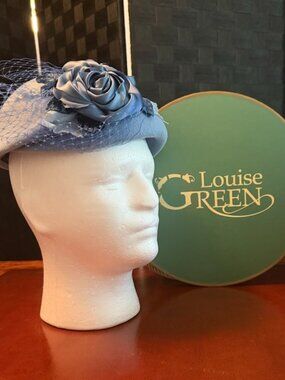 Vintage Louise Green "Margo" Style blue hat with darker blue satin roses, O/S